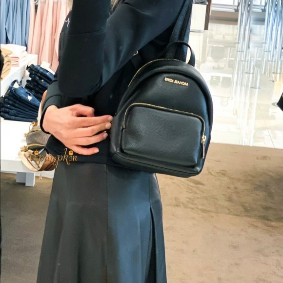 Michael Kors Authentic designers bag - Picture 6 of 13